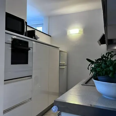 Carugio Flexyrent A.c. Wifi Διαμέρισμα Ραπάλο