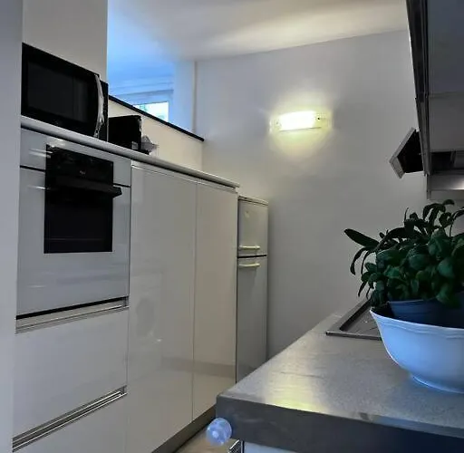 Carugio Flexyrent A.c. Wifi Apartment Rapallo